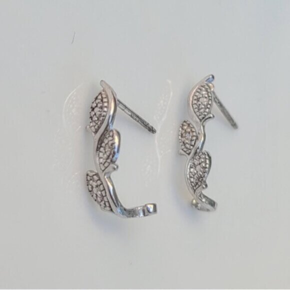 Vintage Sterling Silver Rhinestone Crystal Leaf Fall Design Half Hoop Earrings - Picture 8 of 9